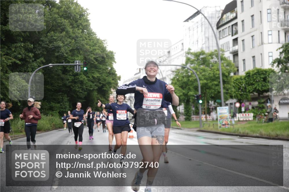 14.06.2026 - REWE Women's Run Jannik Wohlers http://msf.ph/oto/9792740 14.06.2026 09:51:44 Laufen 10600, 7 meine-sportfotos.de