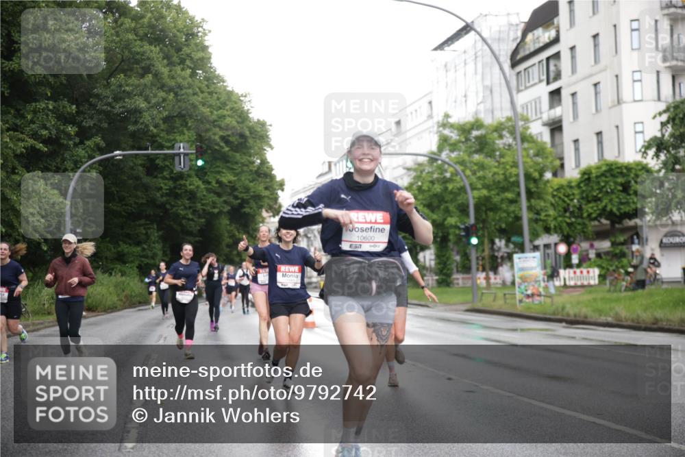 14.06.2026 - REWE Women's Run Jannik Wohlers http://msf.ph/oto/9792742 14.06.2026 09:51:45 Laufen 10600 meine-sportfotos.de