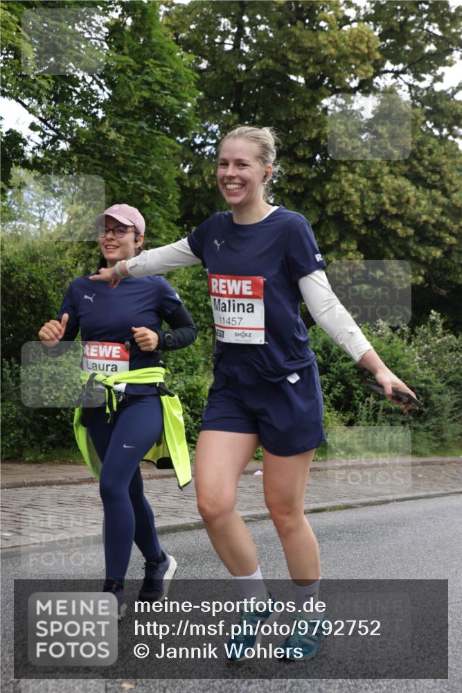 14.06.2026 - REWE Women's Run Jannik Wohlers http://msf.ph/oto/9792752 14.06.2026 10:07:44 Laufen 11457, 157 meine-sportfotos.de