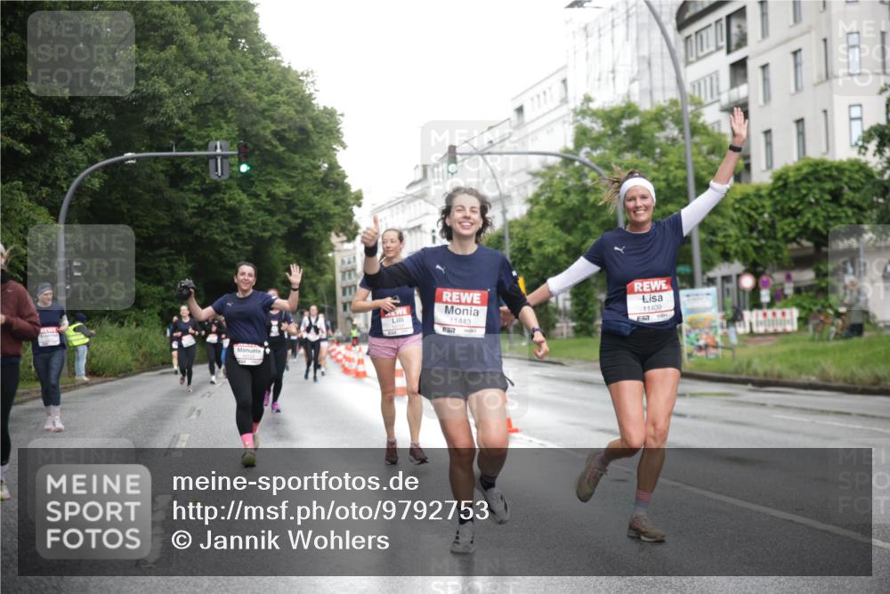 14.06.2026 - REWE Women's Run Jannik Wohlers http://msf.ph/oto/9792753 14.06.2026 09:51:46 Laufen 11443, 6517, 11409 meine-sportfotos.de