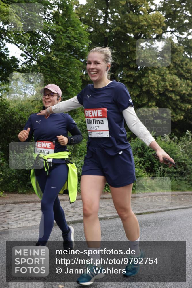 14.06.2026 - REWE Women's Run Jannik Wohlers http://msf.ph/oto/9792754 14.06.2026 10:07:44 Laufen 11457 meine-sportfotos.de