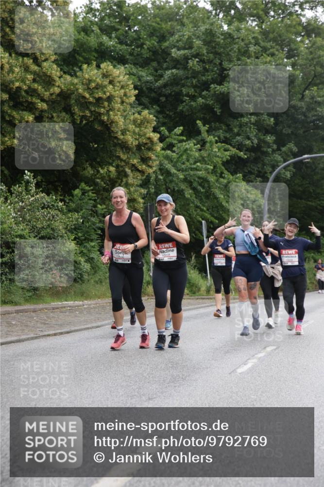 14.06.2026 - REWE Women's Run Jannik Wohlers http://msf.ph/oto/9792769 14.06.2026 10:07:46 Laufen 10536, 10458 meine-sportfotos.de