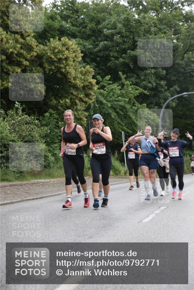 14.06.2026 - REWE Women's Run Jannik Wohlers http://msf.ph/oto/9792771 14.06.2026 10:07:46 Laufen 10536, 10458 meine-sportfotos.de