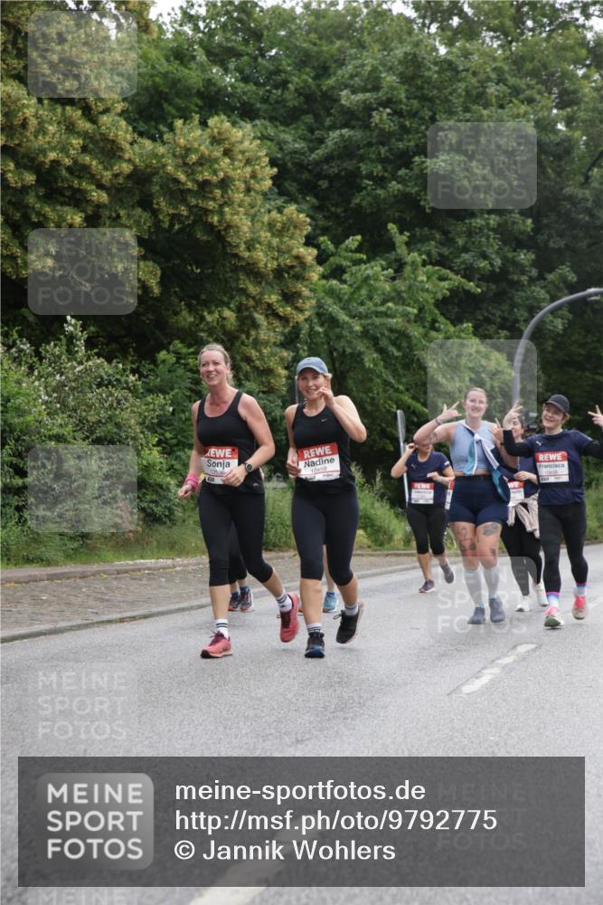 14.06.2026 - REWE Women's Run Jannik Wohlers http://msf.ph/oto/9792775 14.06.2026 10:07:46 Laufen 10536, 10458 meine-sportfotos.de