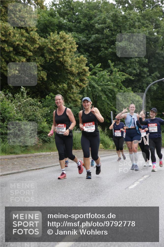 14.06.2026 - REWE Women's Run Jannik Wohlers http://msf.ph/oto/9792778 14.06.2026 10:07:46 Laufen 10458, 10498 meine-sportfotos.de