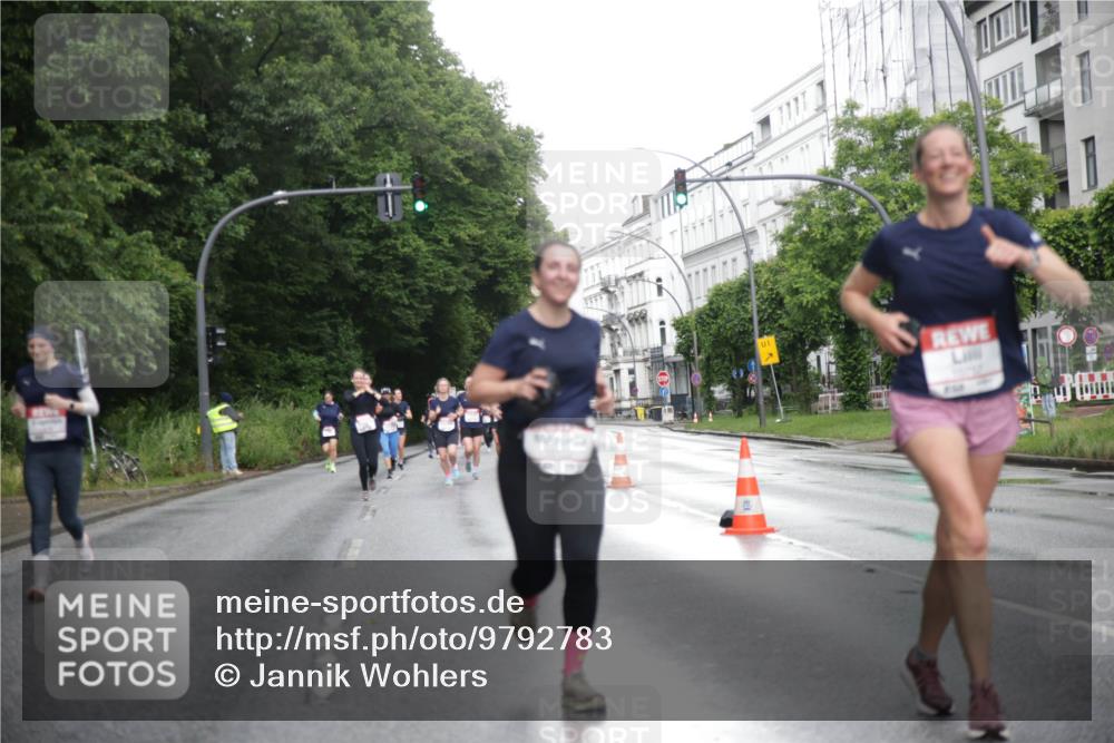 14.06.2026 - REWE Women's Run Jannik Wohlers http://msf.ph/oto/9792783 14.06.2026 09:51:47 Laufen 01, 7 meine-sportfotos.de