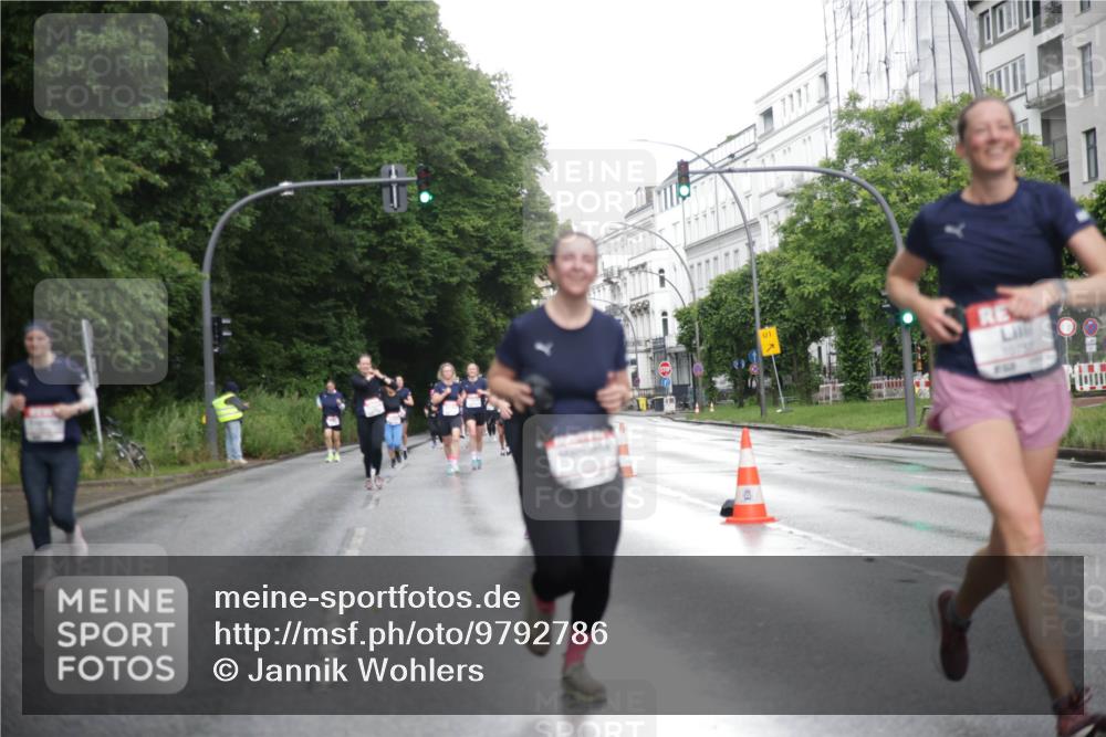 14.06.2026 - REWE Women's Run Jannik Wohlers http://msf.ph/oto/9792786 14.06.2026 09:51:47 Laufen 01 meine-sportfotos.de