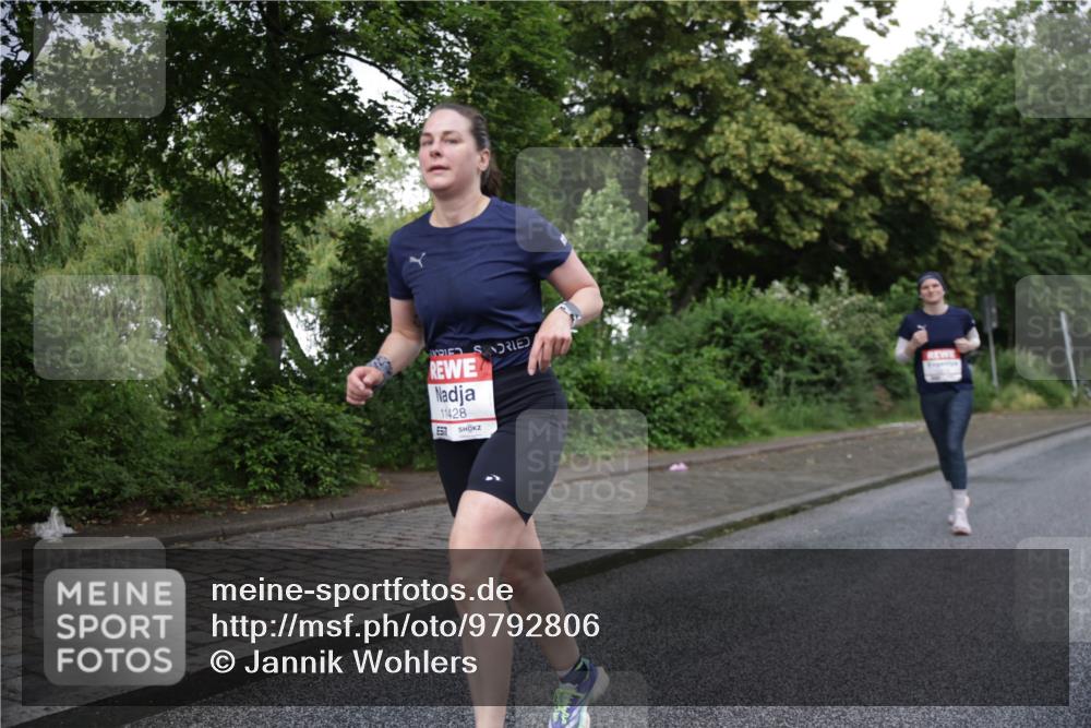 14.06.2026 - REWE Women's Run Jannik Wohlers http://msf.ph/oto/9792806 14.06.2026 09:51:49 Laufen 11428 meine-sportfotos.de