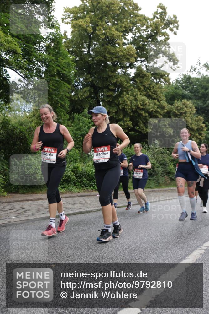 14.06.2026 - REWE Women's Run Jannik Wohlers http://msf.ph/oto/9792810 14.06.2026 10:07:48 Laufen 10536, 10458, 577 meine-sportfotos.de