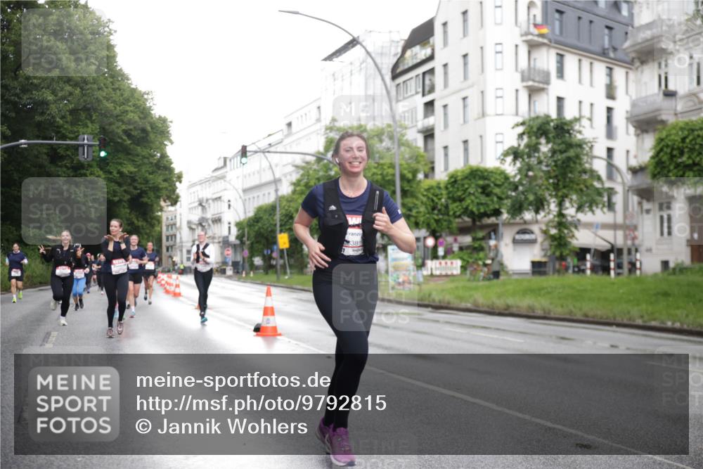 14.06.2026 - REWE Women's Run Jannik Wohlers http://msf.ph/oto/9792815 14.06.2026 09:51:50 Laufen 0838 meine-sportfotos.de