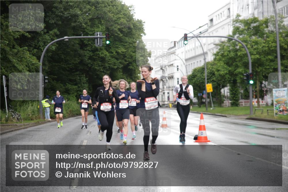 14.06.2026 - REWE Women's Run Jannik Wohlers http://msf.ph/oto/9792827 14.06.2026 09:51:52 Laufen 11313, 10867 meine-sportfotos.de