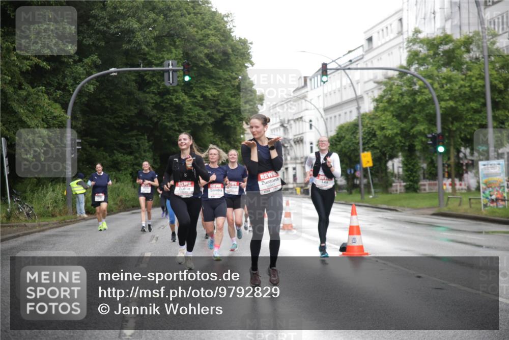 14.06.2026 - REWE Women's Run Jannik Wohlers http://msf.ph/oto/9792829 14.06.2026 09:51:52 Laufen 10265 meine-sportfotos.de