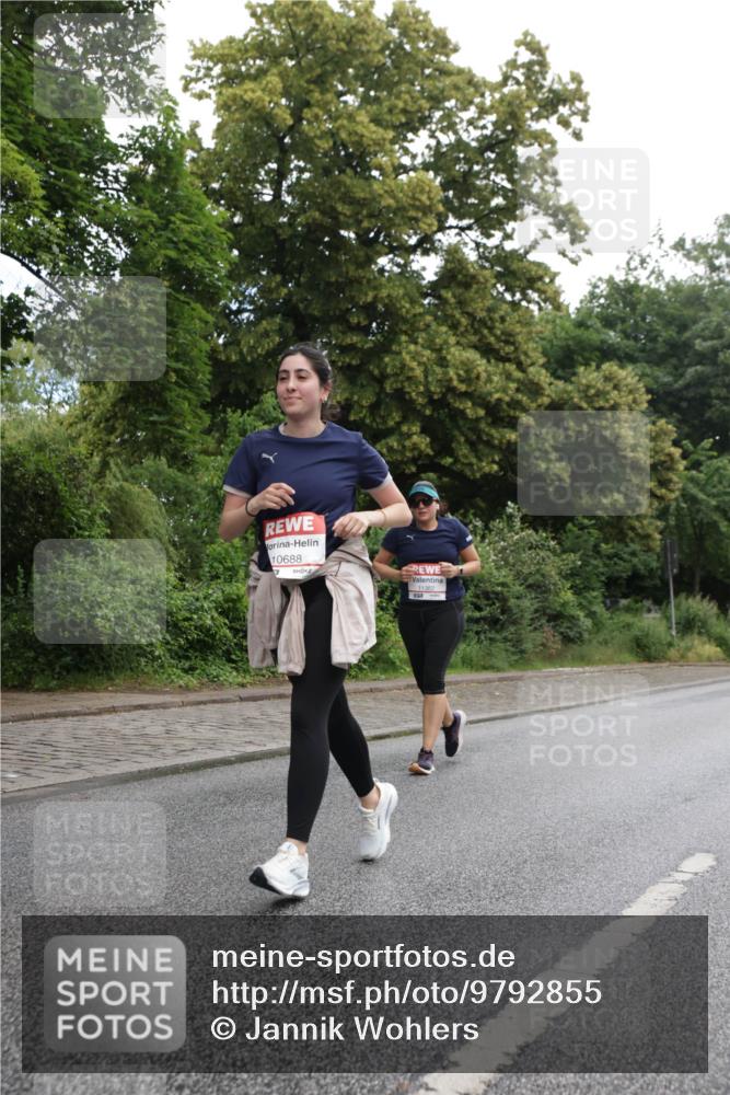 14.06.2026 - REWE Women's Run Jannik Wohlers http://msf.ph/oto/9792855 14.06.2026 10:07:50 Laufen 10688, 11362 meine-sportfotos.de