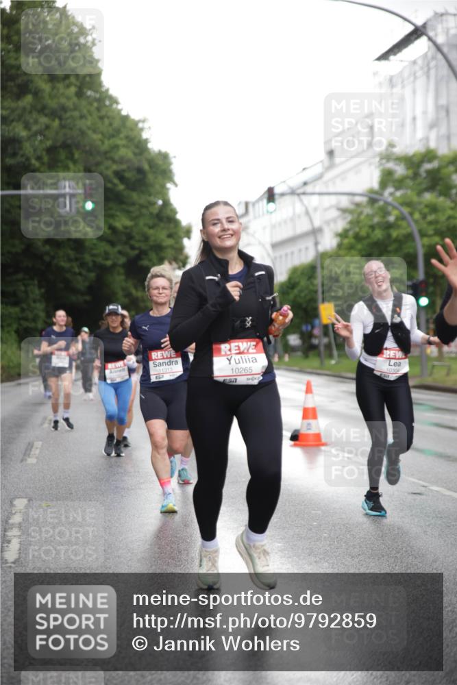 14.06.2026 - REWE Women's Run Jannik Wohlers http://msf.ph/oto/9792859 14.06.2026 09:51:53 Laufen 11313, 10265, 10304 meine-sportfotos.de