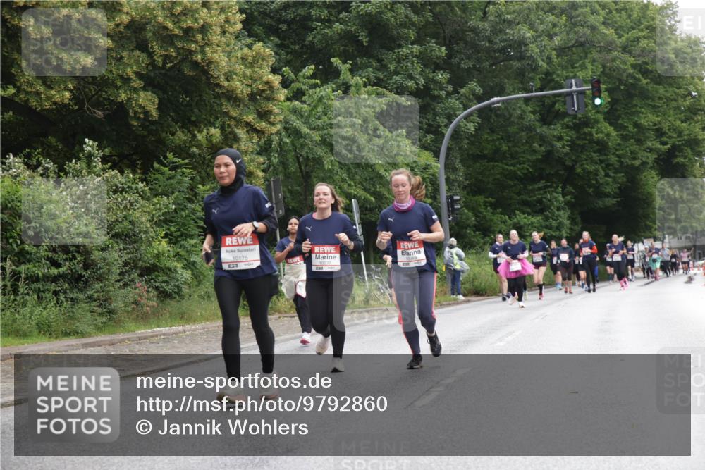 14.06.2026 - REWE Women's Run Jannik Wohlers http://msf.ph/oto/9792860 14.06.2026 10:07:57 Laufen 10175, 57 meine-sportfotos.de