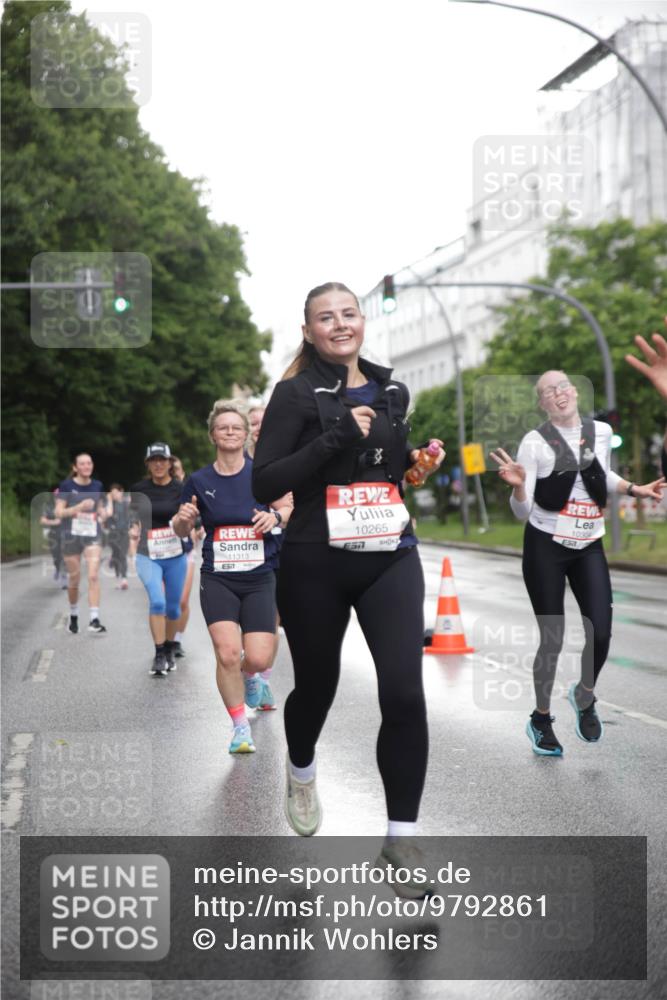 14.06.2026 - REWE Women's Run Jannik Wohlers http://msf.ph/oto/9792861 14.06.2026 09:51:53 Laufen 10265, 11313, 1030 meine-sportfotos.de