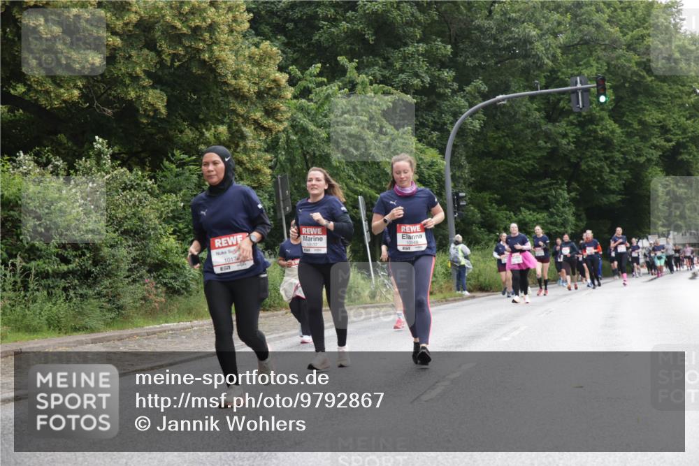 14.06.2026 - REWE Women's Run Jannik Wohlers http://msf.ph/oto/9792867 14.06.2026 10:07:57 Laufen 1017, 57, 10537, 10948 meine-sportfotos.de