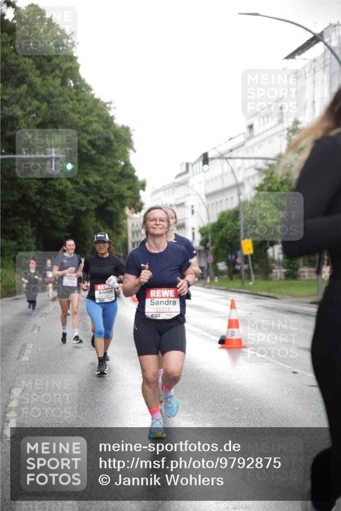 14.06.2026 - REWE Women's Run Jannik Wohlers http://msf.ph/oto/9792875 14.06.2026 09:51:54 Laufen 11313 meine-sportfotos.de