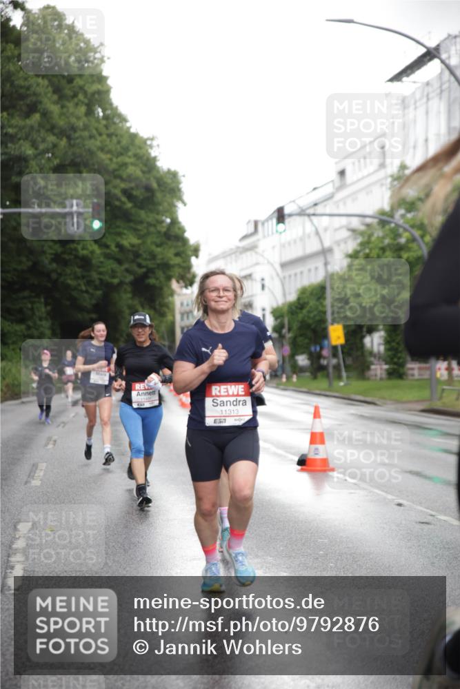 14.06.2026 - REWE Women's Run Jannik Wohlers http://msf.ph/oto/9792876 14.06.2026 09:51:54 Laufen 11313, 7 meine-sportfotos.de