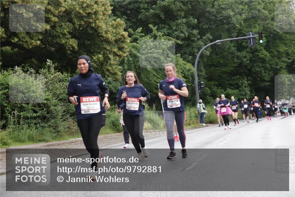 14.06.2026 - REWE Women's Run Jannik Wohlers http://msf.ph/oto/9792881 14.06.2026 10:07:58 Laufen 10175, 57, 10537, 10948 meine-sportfotos.de