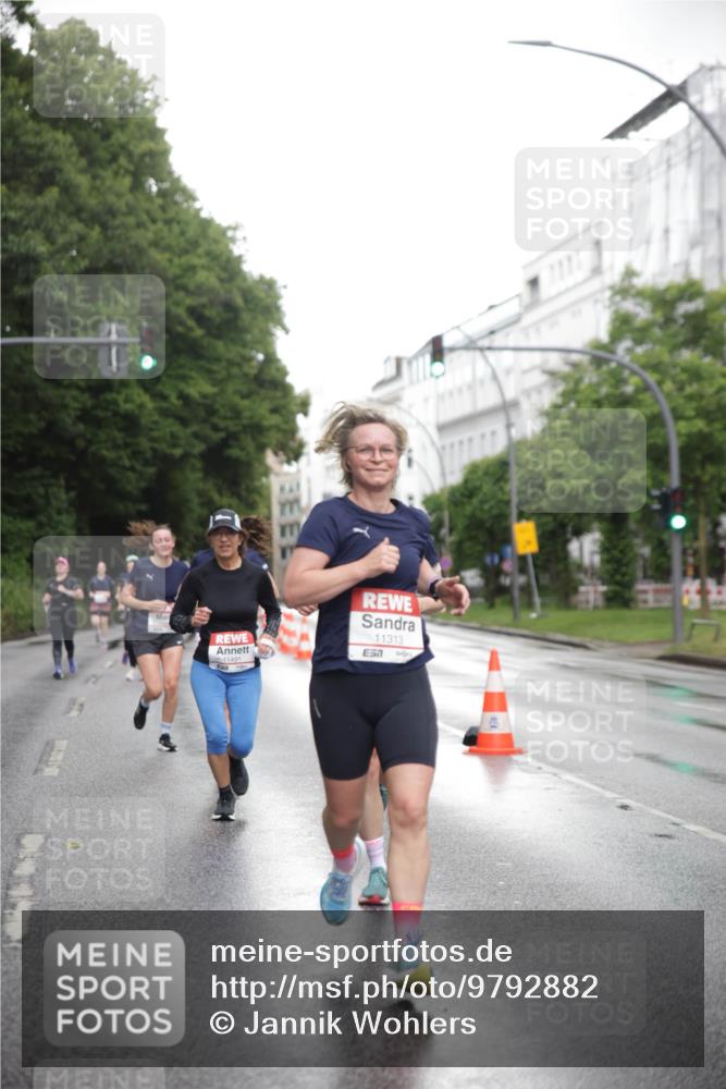 14.06.2026 - REWE Women's Run Jannik Wohlers http://msf.ph/oto/9792882 14.06.2026 09:51:54 Laufen 11491, 11313 meine-sportfotos.de