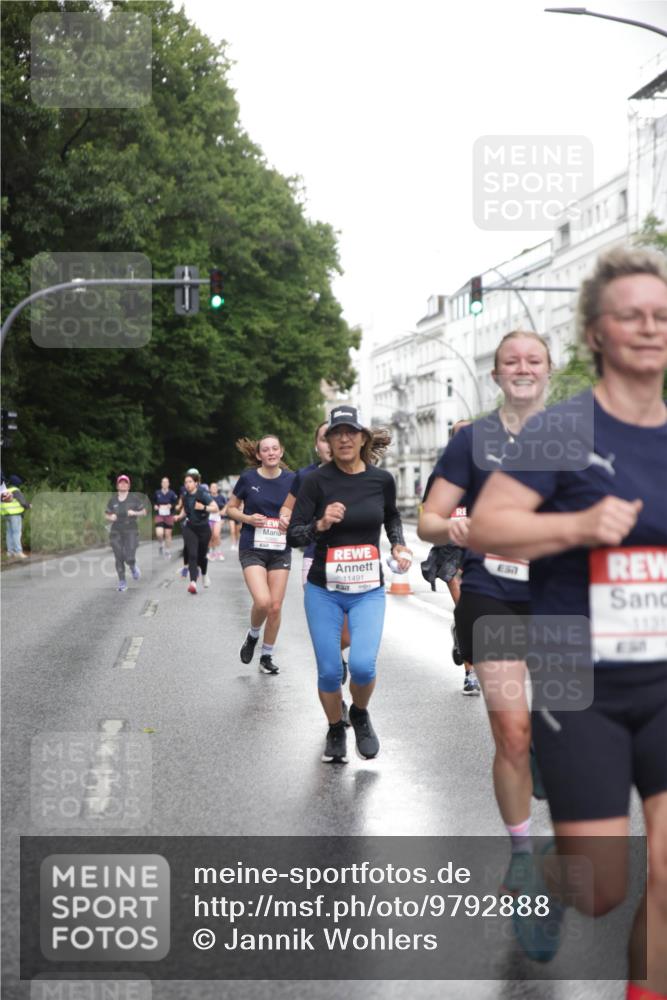 14.06.2026 - REWE Women's Run Jannik Wohlers http://msf.ph/oto/9792888 14.06.2026 09:51:55 Laufen 11491 meine-sportfotos.de