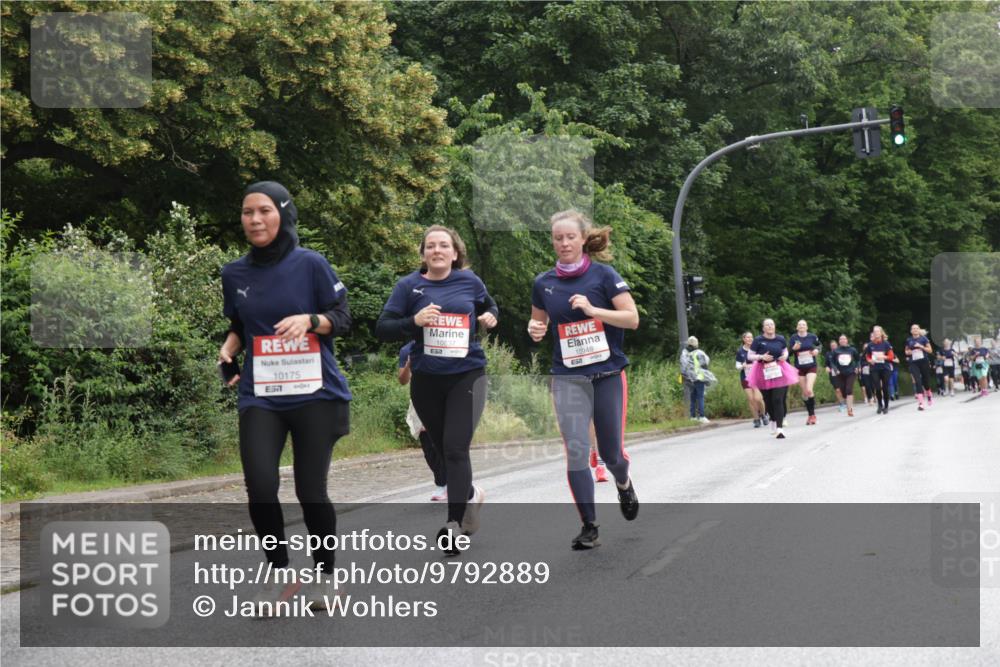 14.06.2026 - REWE Women's Run Jannik Wohlers http://msf.ph/oto/9792889 14.06.2026 10:07:58 Laufen 10175, 57, 10948 meine-sportfotos.de