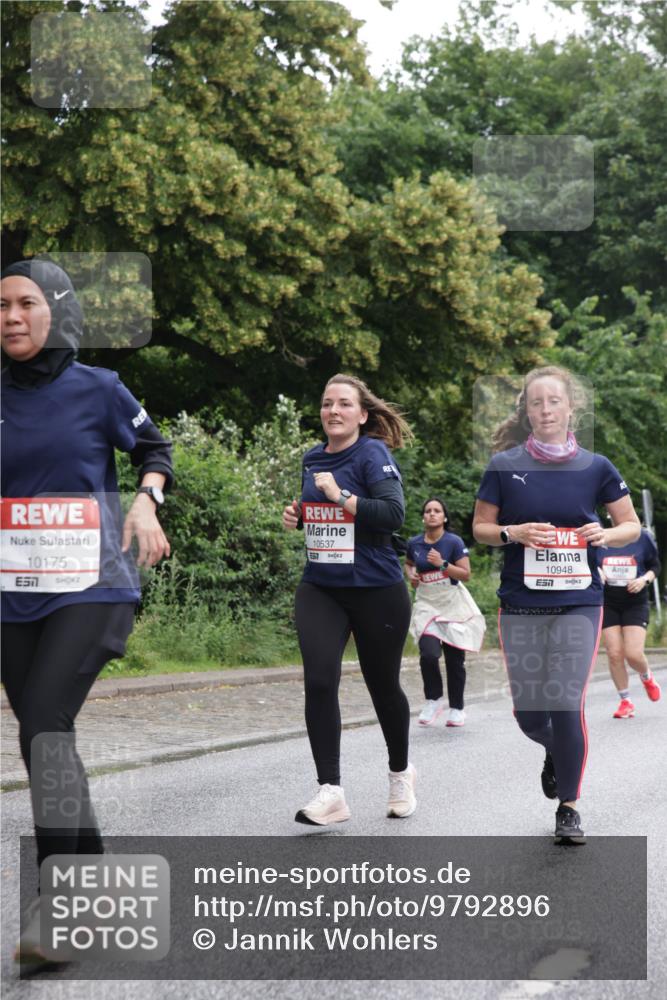 14.06.2026 - REWE Women's Run Jannik Wohlers http://msf.ph/oto/9792896 14.06.2026 10:07:59 Laufen 10175, 10537, 57, 10948, 7 meine-sportfotos.de