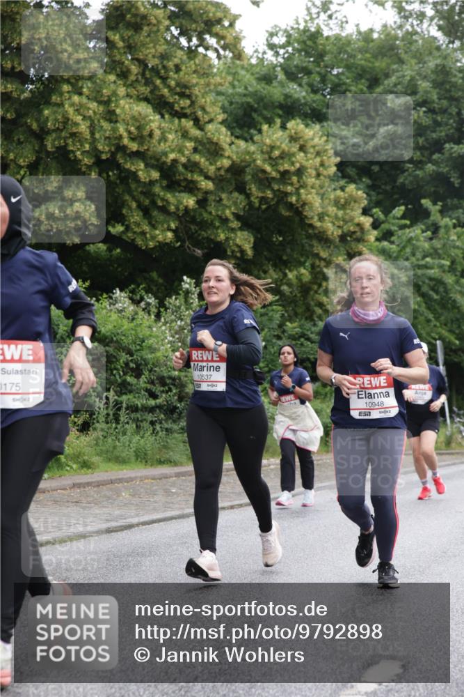 14.06.2026 - REWE Women's Run Jannik Wohlers http://msf.ph/oto/9792898 14.06.2026 10:07:59 Laufen 0175, 10537, 517, 10948 meine-sportfotos.de