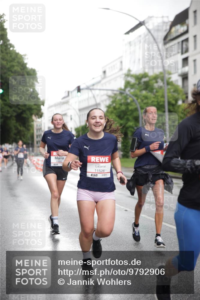 14.06.2026 - REWE Women's Run Jannik Wohlers http://msf.ph/oto/9792906 14.06.2026 09:51:57 Laufen 10882, 11526, 7 meine-sportfotos.de