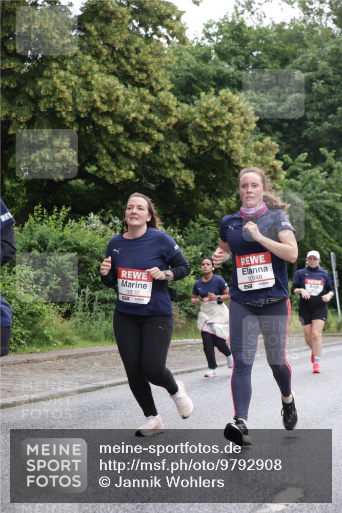 14.06.2026 - REWE Women's Run Jannik Wohlers http://msf.ph/oto/9792908 14.06.2026 10:07:59 Laufen 10537, 57, 10948 meine-sportfotos.de