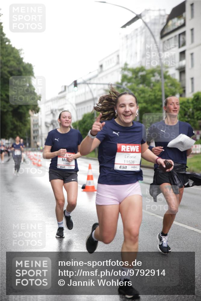 14.06.2026 - REWE Women's Run Jannik Wohlers http://msf.ph/oto/9792914 14.06.2026 09:51:57 Laufen 10882, 7, 11526, 7 meine-sportfotos.de