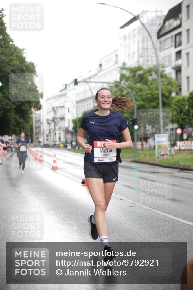 14.06.2026 - REWE Women's Run Jannik Wohlers http://msf.ph/oto/9792921 14.06.2026 09:51:58 Laufen 10882, 7 meine-sportfotos.de