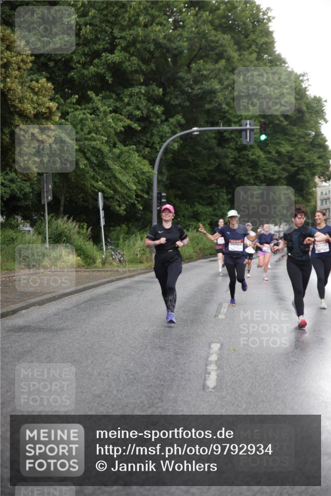14.06.2026 - REWE Women's Run Jannik Wohlers http://msf.ph/oto/9792934 14.06.2026 09:51:59 Laufen  meine-sportfotos.de