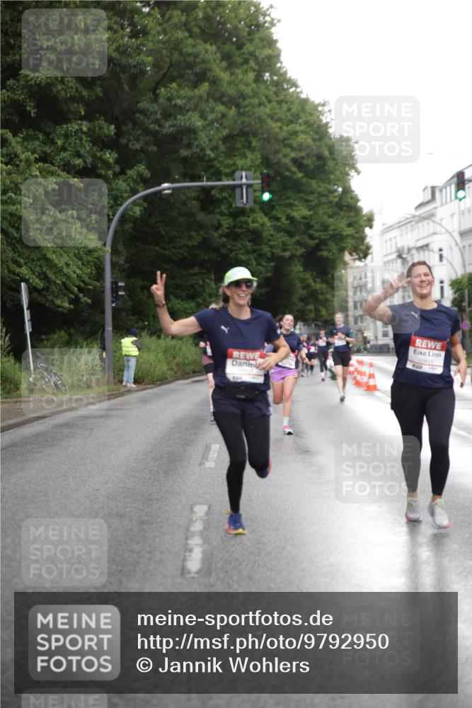 14.06.2026 - REWE Women's Run Jannik Wohlers http://msf.ph/oto/9792950 14.06.2026 09:52:01 Laufen 10451 meine-sportfotos.de