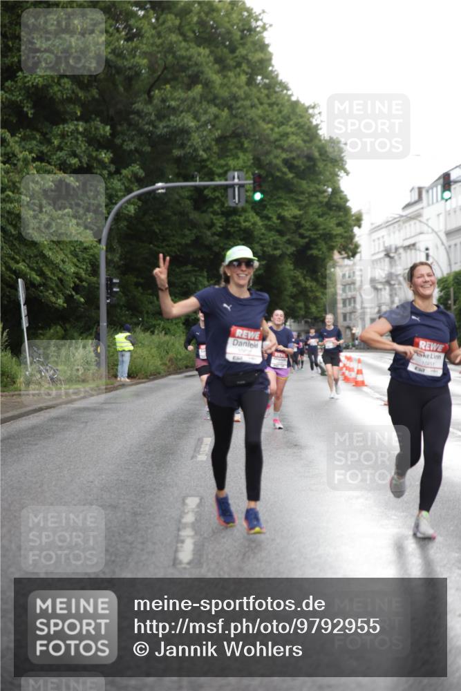 14.06.2026 - REWE Women's Run Jannik Wohlers http://msf.ph/oto/9792955 14.06.2026 09:52:01 Laufen 10451 meine-sportfotos.de