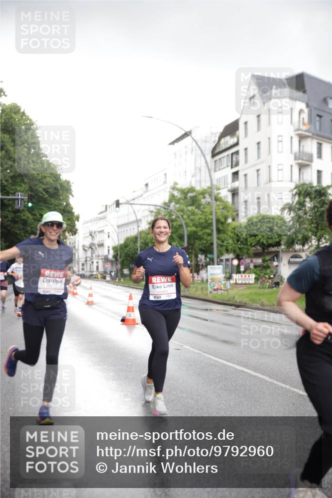 14.06.2026 - REWE Women's Run Jannik Wohlers http://msf.ph/oto/9792960 14.06.2026 09:52:02 Laufen 1062, 10451, 51 meine-sportfotos.de
