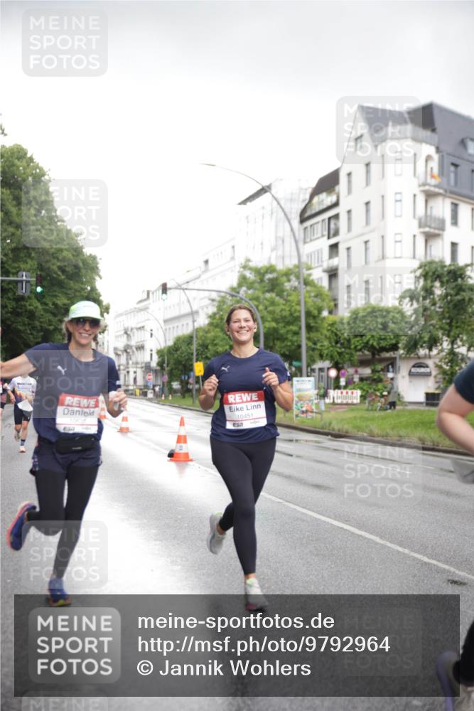 14.06.2026 - REWE Women's Run Jannik Wohlers http://msf.ph/oto/9792964 14.06.2026 09:52:02 Laufen 10625, 10451 meine-sportfotos.de