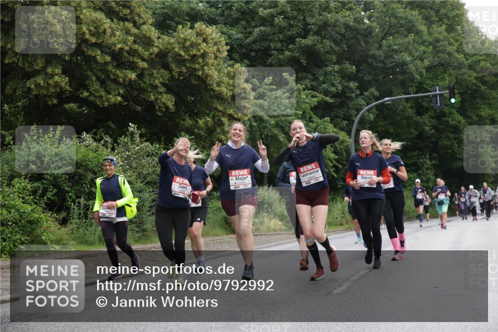 14.06.2026 - REWE Women's Run Jannik Wohlers http://msf.ph/oto/9792992 14.06.2026 10:08:09 Laufen 10689, 10404, 10644 meine-sportfotos.de