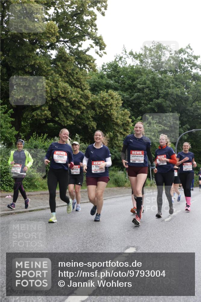 14.06.2026 - REWE Women's Run Jannik Wohlers http://msf.ph/oto/9793004 14.06.2026 10:08:10 Laufen 10689, 10644 meine-sportfotos.de