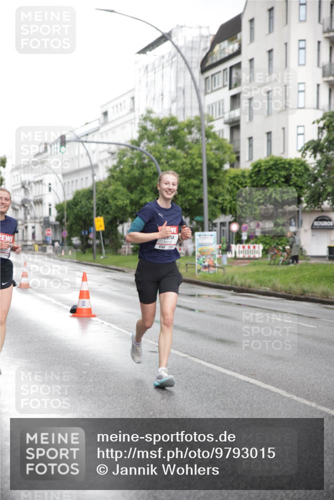 14.06.2026 - REWE Women's Run Jannik Wohlers http://msf.ph/oto/9793015 14.06.2026 09:52:08 Laufen 10112 meine-sportfotos.de
