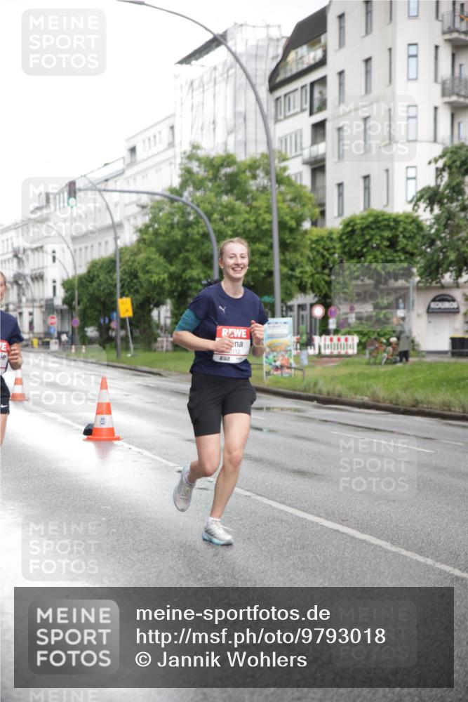 14.06.2026 - REWE Women's Run Jannik Wohlers http://msf.ph/oto/9793018 14.06.2026 09:52:08 Laufen 112 meine-sportfotos.de