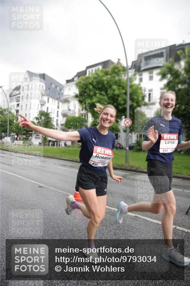 14.06.2026 - REWE Women's Run Jannik Wohlers http://msf.ph/oto/9793034 14.06.2026 09:52:10 Laufen 10563, 7, 10112, 57 meine-sportfotos.de