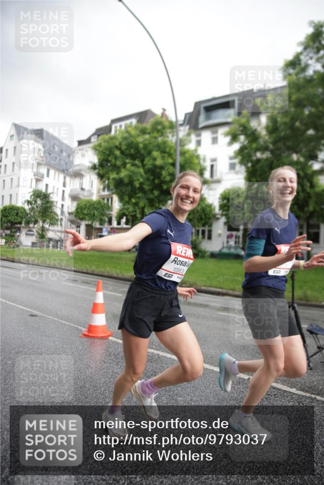14.06.2026 - REWE Women's Run Jannik Wohlers http://msf.ph/oto/9793037 14.06.2026 09:52:10 Laufen 10563, 7 meine-sportfotos.de