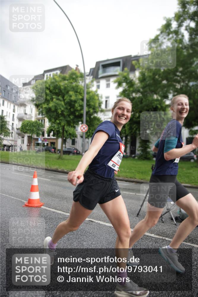 14.06.2026 - REWE Women's Run Jannik Wohlers http://msf.ph/oto/9793041 14.06.2026 09:52:10 Laufen 1663 meine-sportfotos.de
