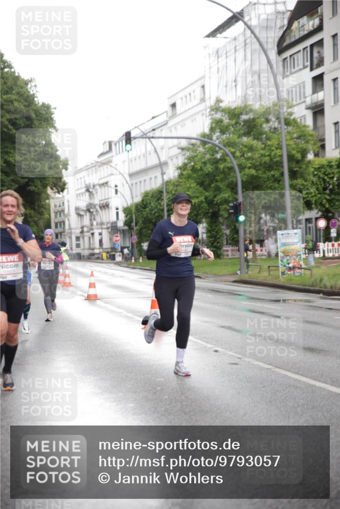14.06.2026 - REWE Women's Run Jannik Wohlers http://msf.ph/oto/9793057 14.06.2026 09:52:13 Laufen 10923 meine-sportfotos.de