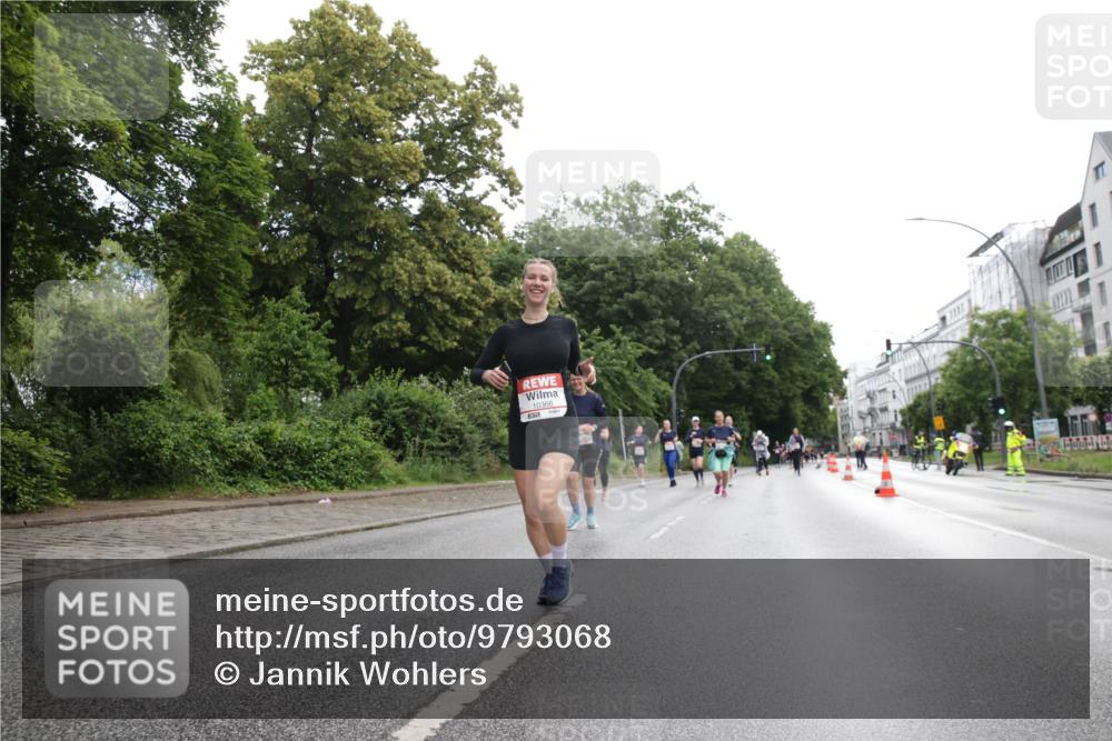 14.06.2026 - REWE Women's Run Jannik Wohlers http://msf.ph/oto/9793068 14.06.2026 10:08:14 Laufen 10366 meine-sportfotos.de