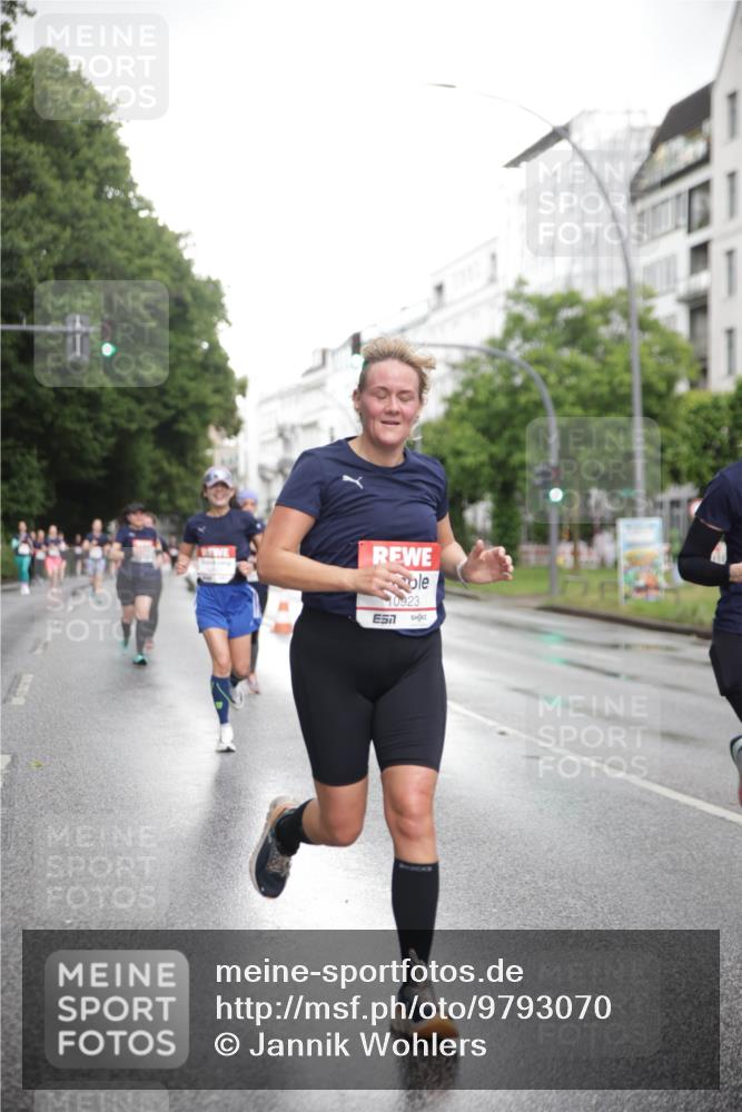 14.06.2026 - REWE Women's Run Jannik Wohlers http://msf.ph/oto/9793070 14.06.2026 09:52:14 Laufen 0923, 7 meine-sportfotos.de