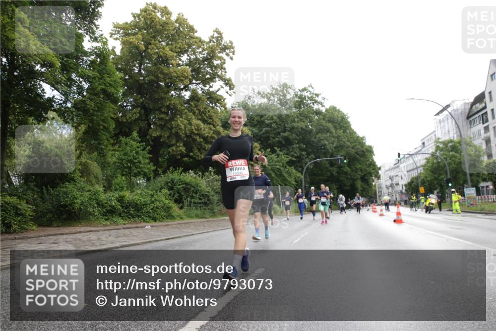 14.06.2026 - REWE Women's Run Jannik Wohlers http://msf.ph/oto/9793073 14.06.2026 10:08:14 Laufen 10366, 57 meine-sportfotos.de