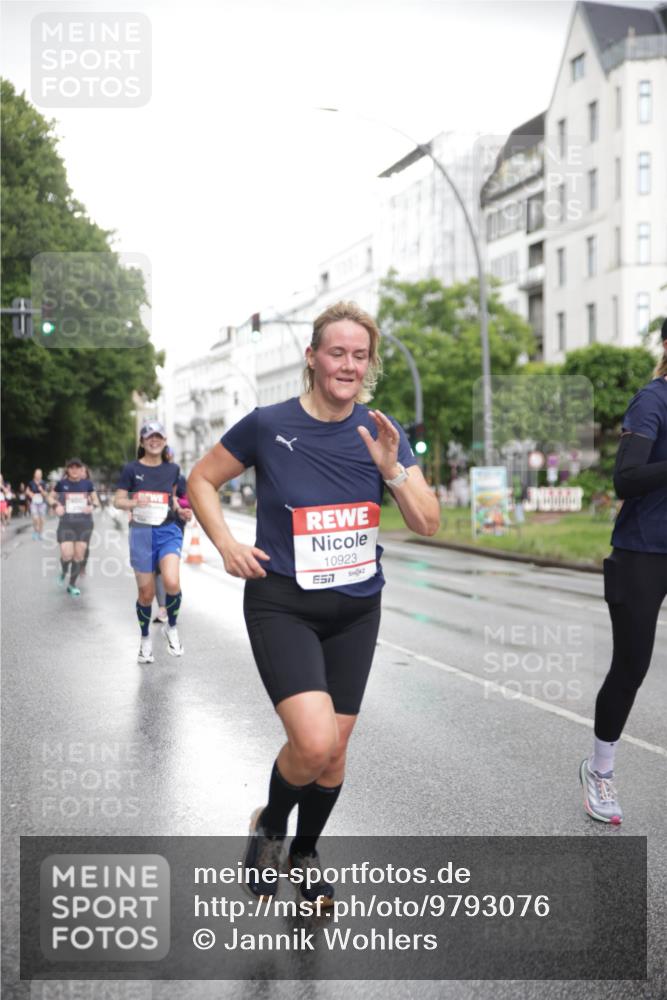 14.06.2026 - REWE Women's Run Jannik Wohlers http://msf.ph/oto/9793076 14.06.2026 09:52:14 Laufen 10923, 7 meine-sportfotos.de